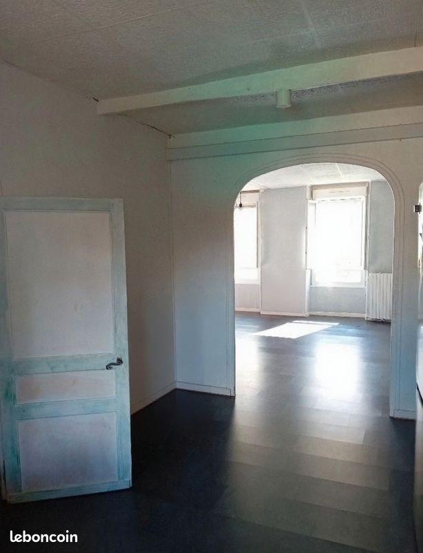 Appartement à vendre, 155m², Aigre