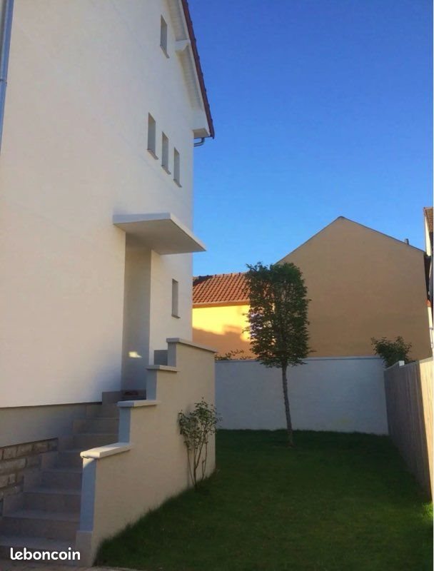 Maison à louer, 153m², Sèvres