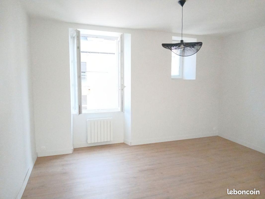 Appartement à louer, 55m², Angers
