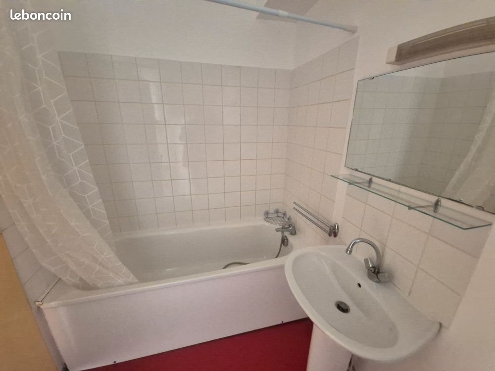 Appartement à louer, 45m², Gray