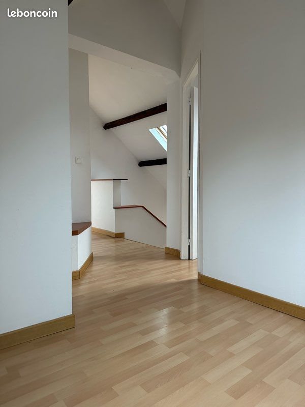 Appartement à louer, 58m², Châteaulin