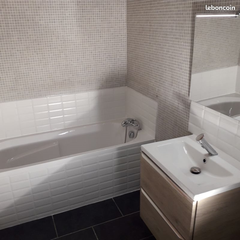 Appartement à louer, 70m², Saint-Saulve