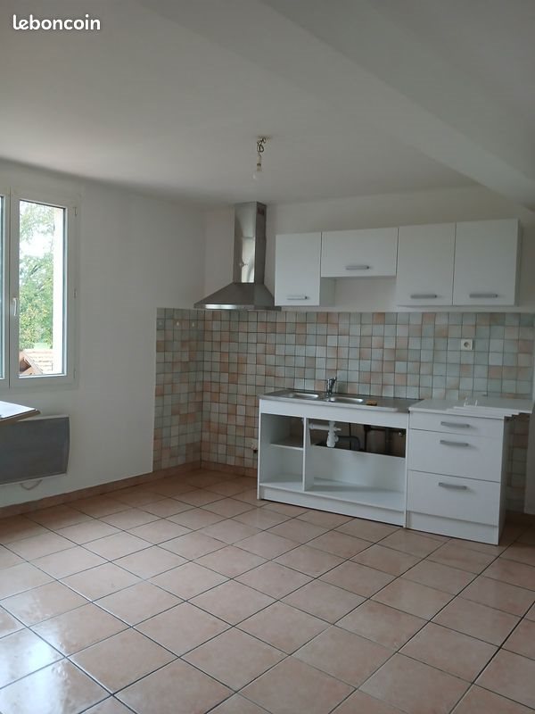 Appartement à louer, 85m², Saint-Martin-d'Oydes