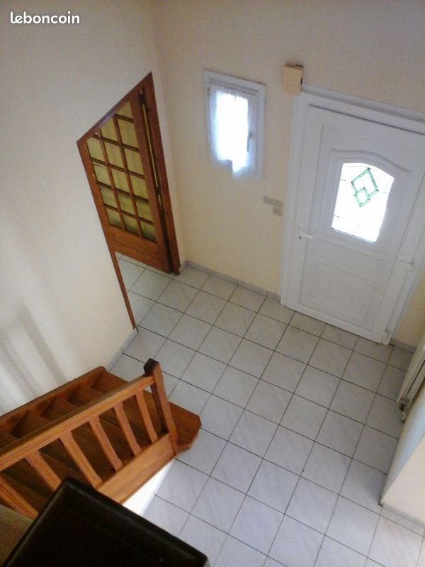 Maison à louer, 101m², Arçonnay