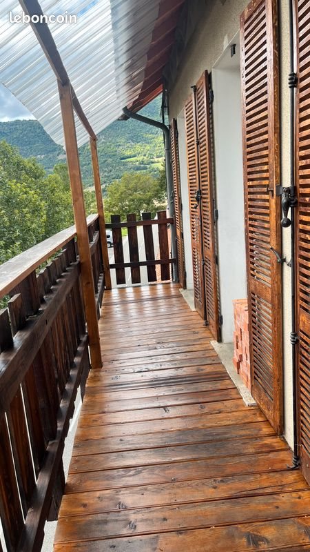 Appartement à louer, 120m², Montmaur