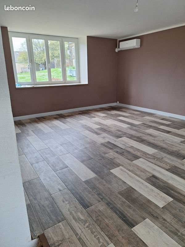 Maison à louer, 190m², Jandun