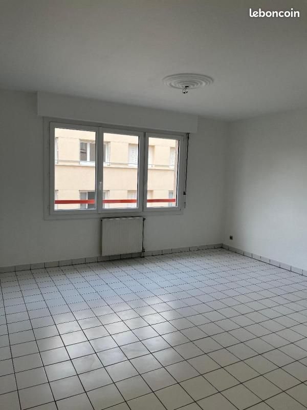 Appartement à louer, 38m², Saint-Etienne
