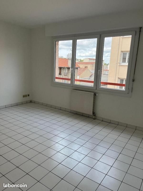Appartement à louer, 38m², Saint-Etienne
