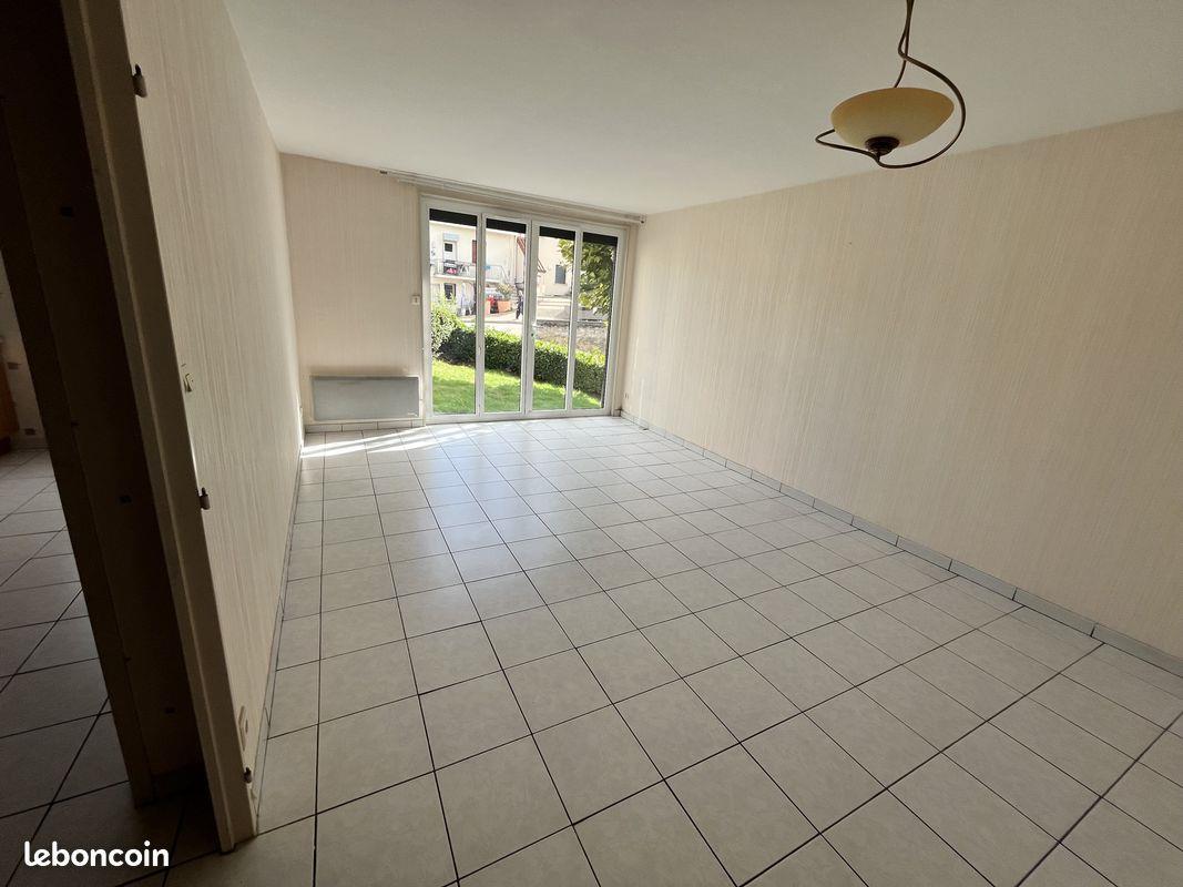 Appartement à vendre, 61m², Saint-Paul-en-Cornillon