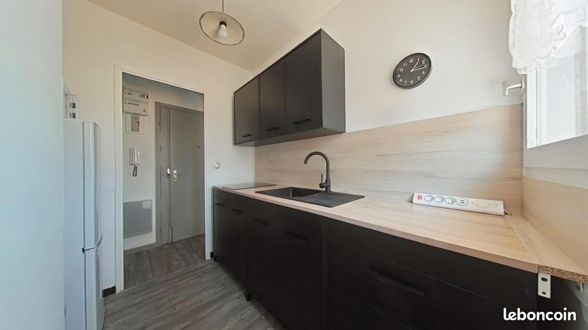 Appartement à louer, 25m², Saint-Etienne