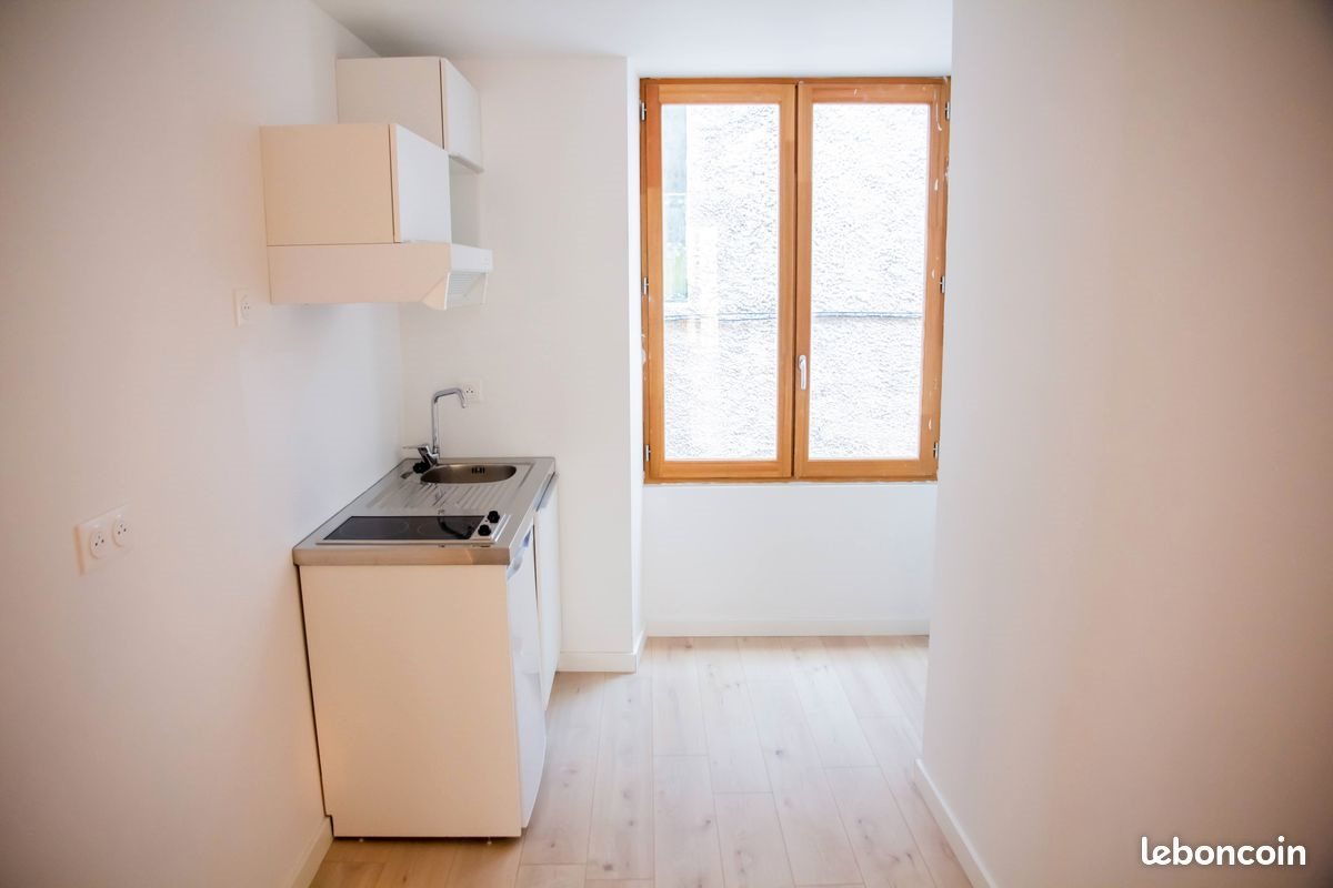Appartement à louer, 22m², Crest