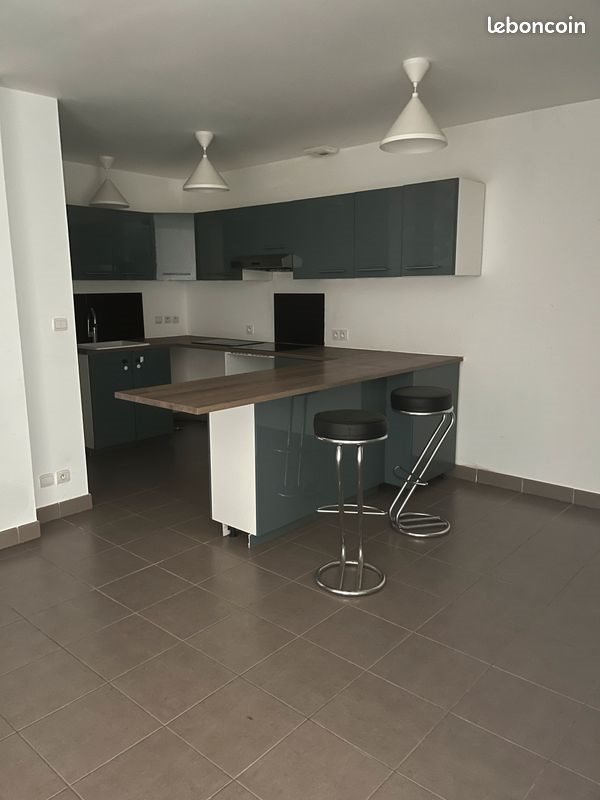 Maison à louer, 70m², Brindas