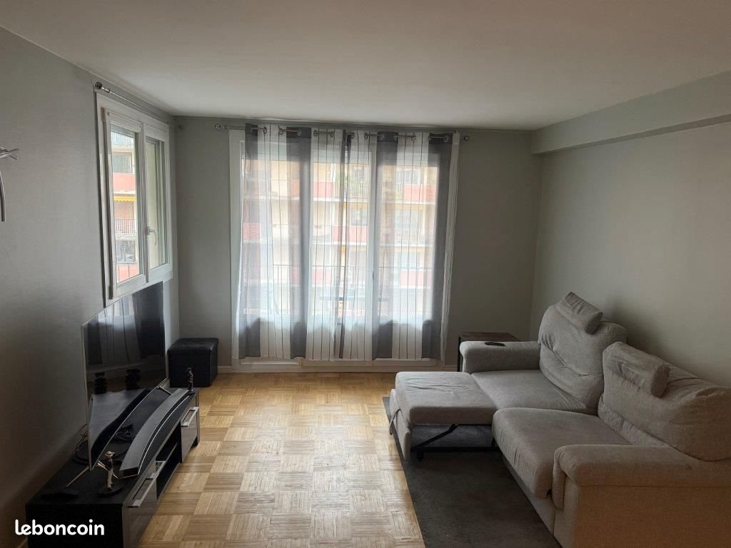 Appartement à louer, 65m², Reims