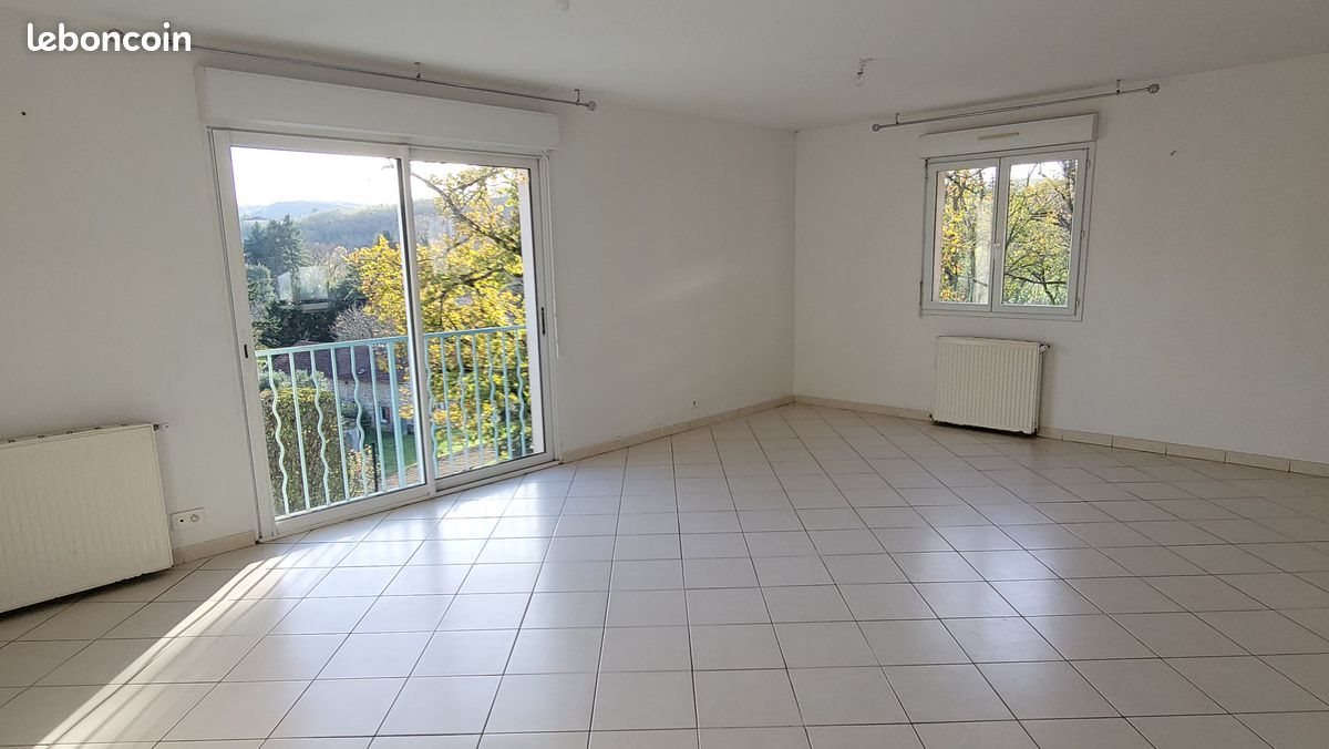 Maison à louer, 90m², Luzech