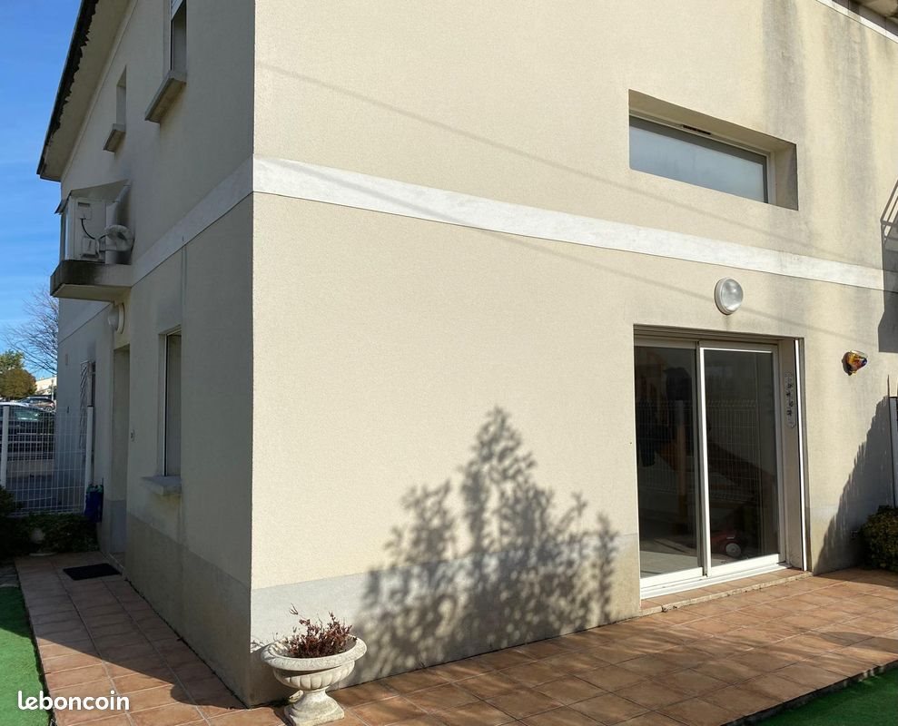 Appartement à louer, 69m², Velaux