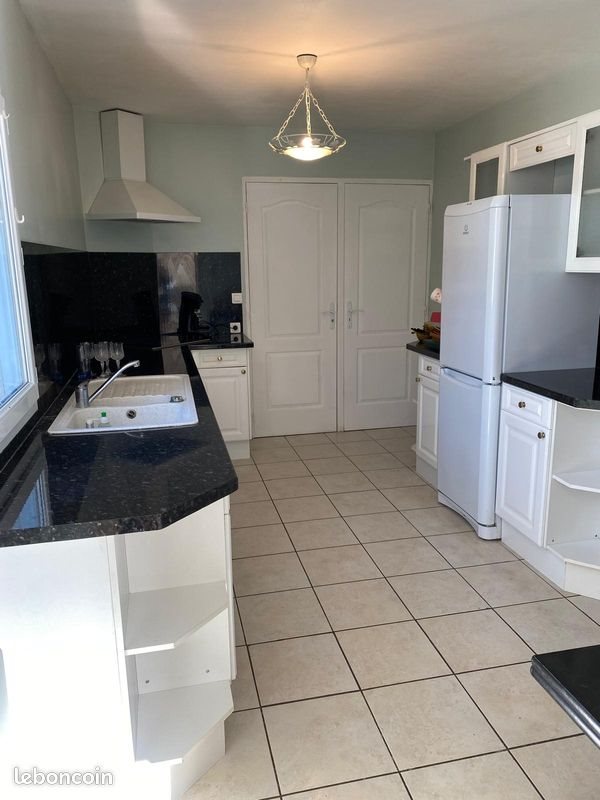 Appartement à louer, 69m², Velaux