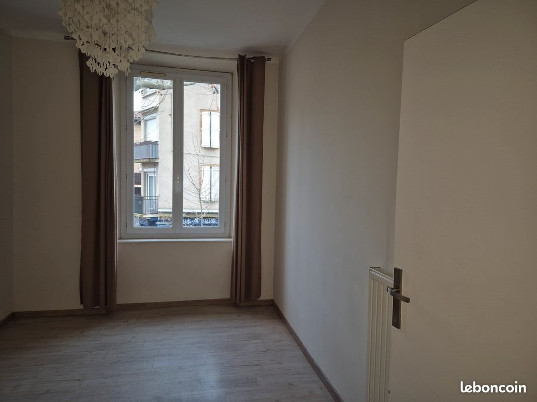 Appartement à louer, 88m², Millau
