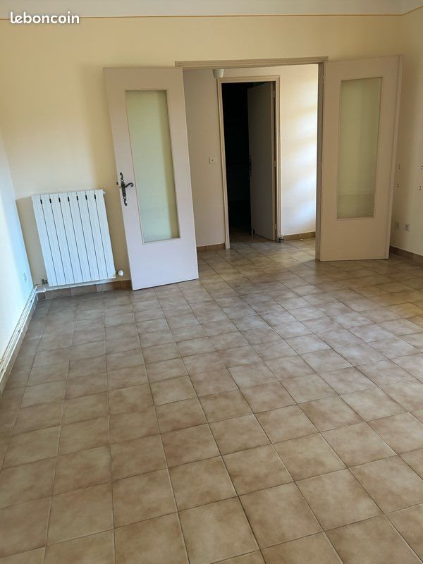 Appartement à louer, 70m², Aubignan