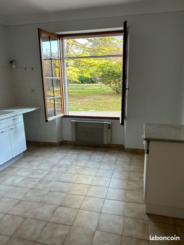 Appartement à louer, 70m², Aubignan