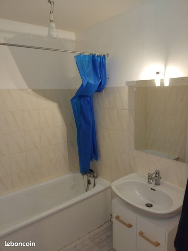 Appartement à louer, 60m², Saint-Gaultier