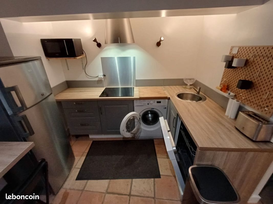 Appartement à louer, 90m², Coufouleux