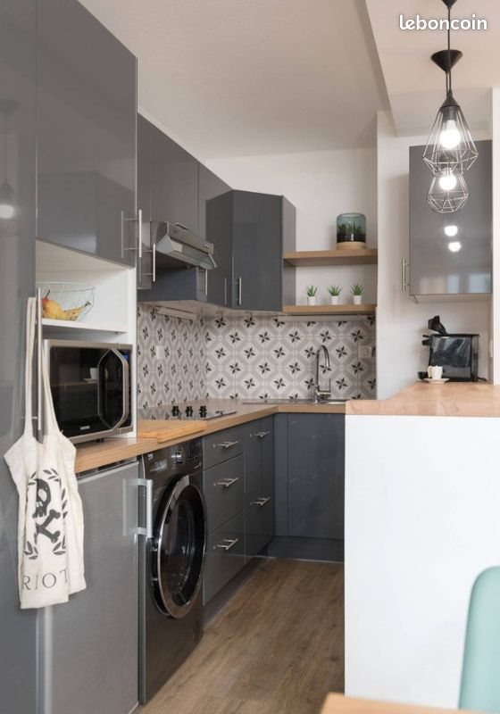 Appartement à louer, 17m², Aubenas