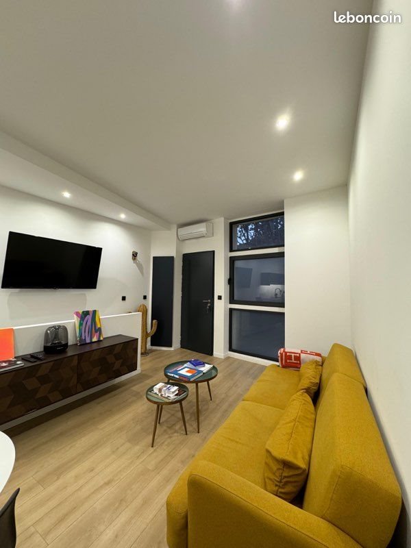 Appartement à louer, 36m², Marseille 8ème