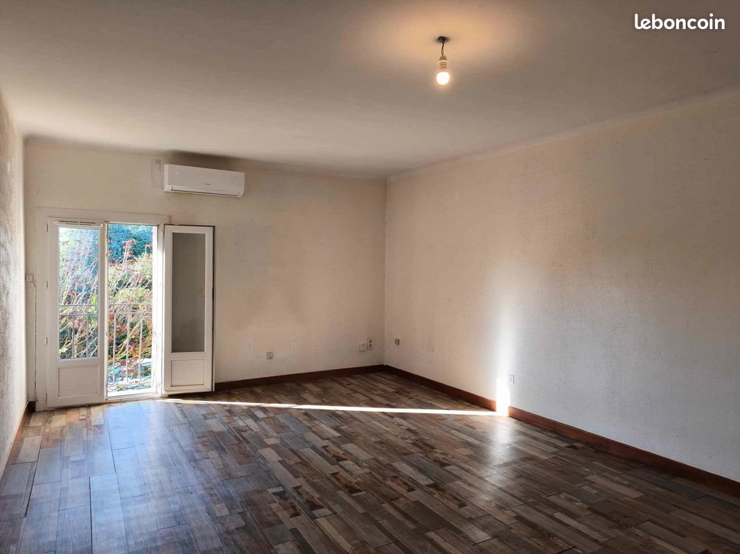 Appartement à louer, 76m², Althen-des-Paluds