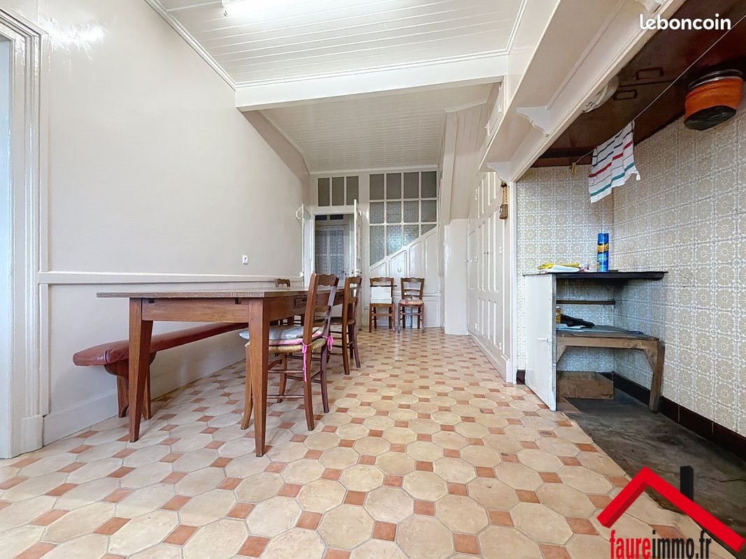 Maison à vendre, 130m², Saint-Cyr-la-Roche