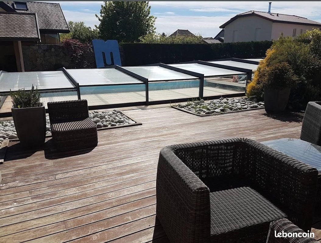 Maison à louer, 250m², Saint-Julien-en-Genevois