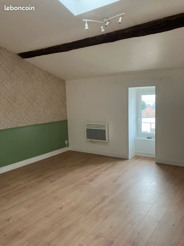 Appartement à louer, 25m², Parthenay