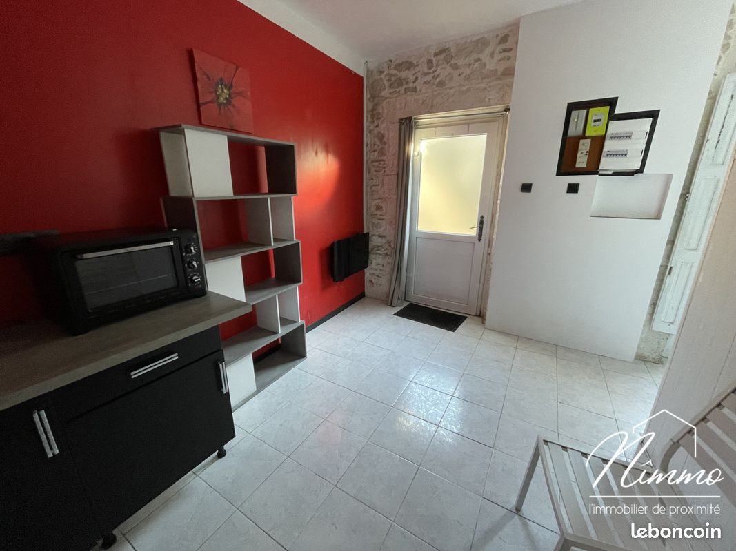 Appartement à louer, 29m², Nîmes