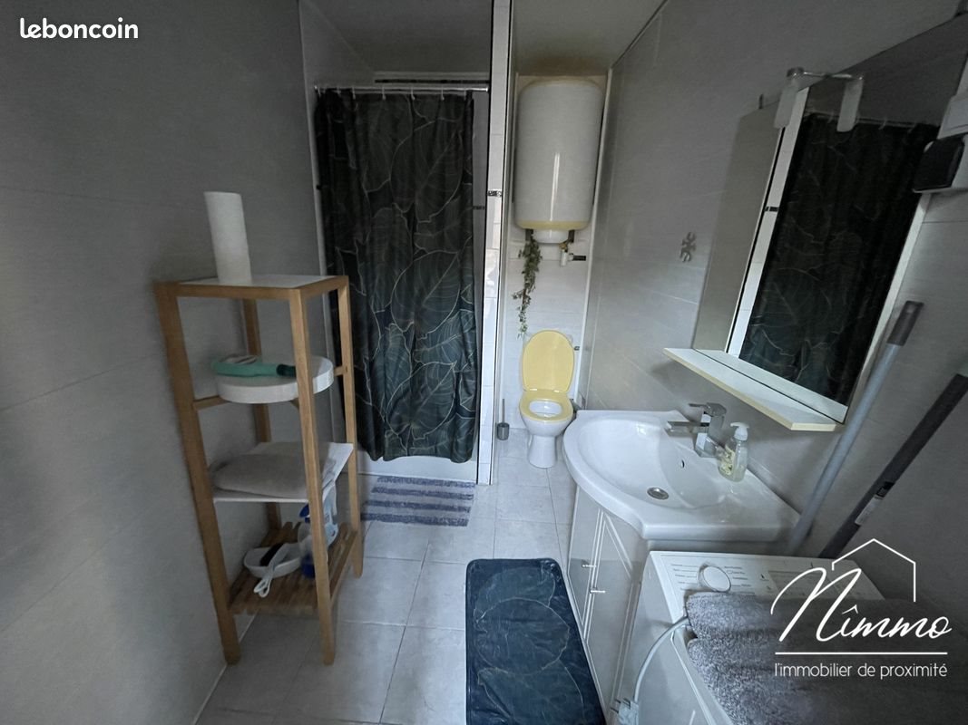 Appartement à louer, 29m², Nîmes