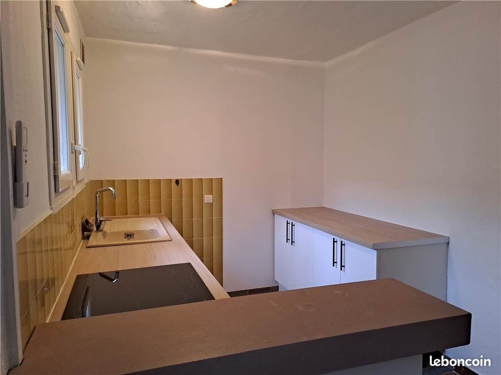 Appartement à louer, 64m², Vaison-la-Romaine