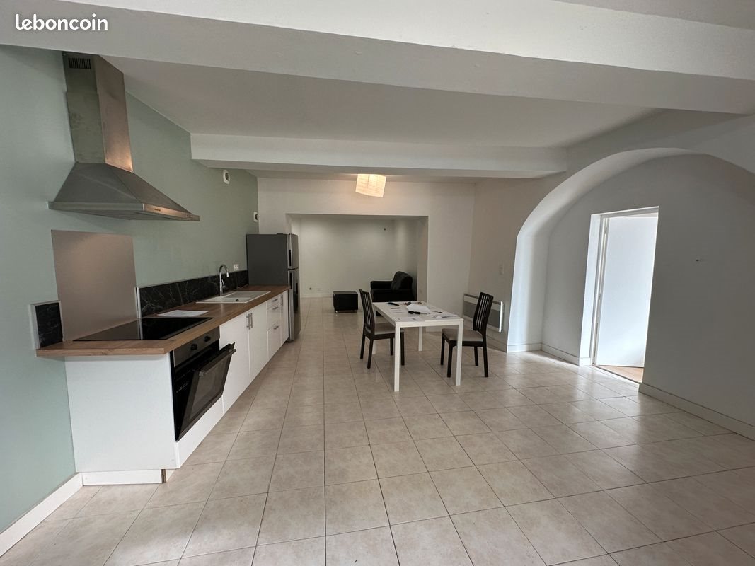 Appartement à louer, 65m², Saint-Gilles