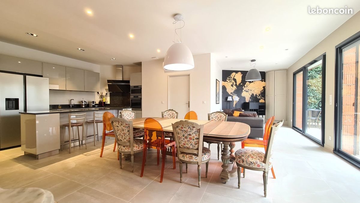 Maison à louer, 400m², Bergerac