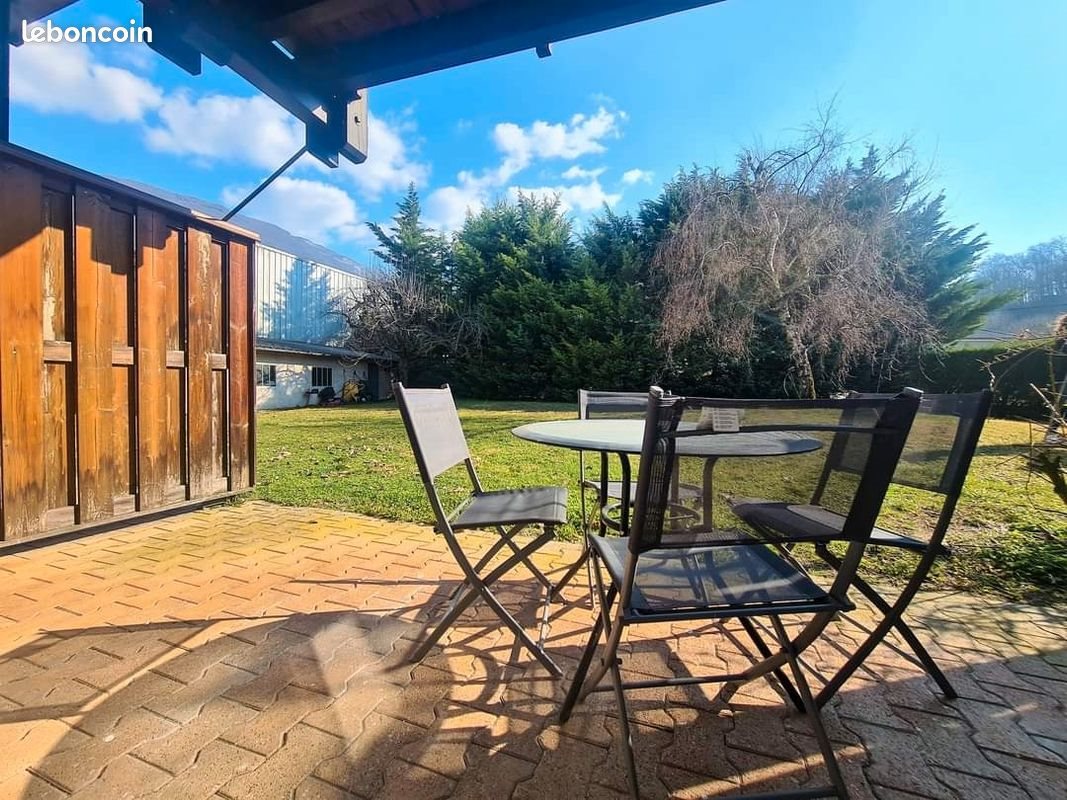 Appartement à louer, 26m², Challes-les-Eaux