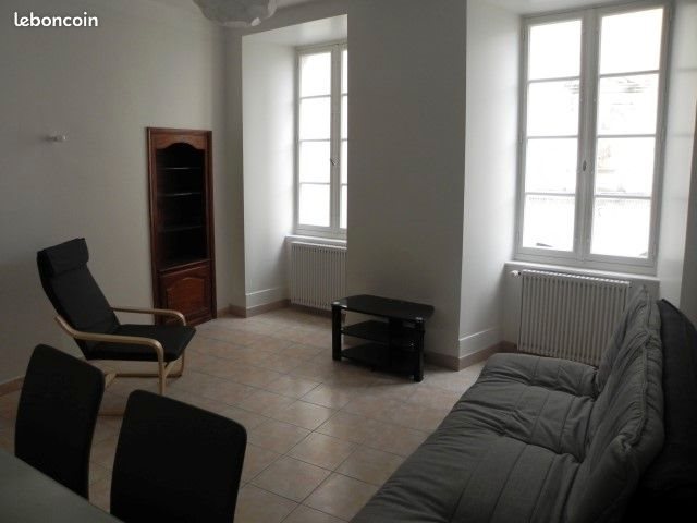 Appartement à louer, 46m², Millau