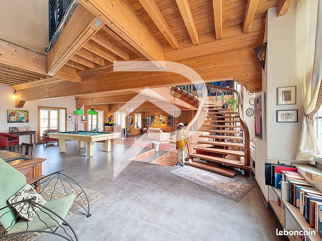 Appartement à vendre, 345m², Montboucher-sur-Jabron