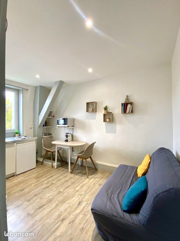Appartement à louer, 16m², Lons-le-Saunier