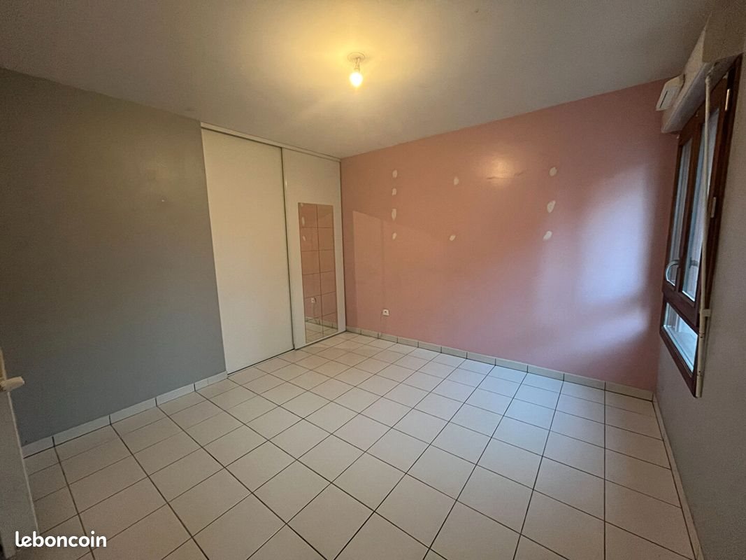 Appartement à louer, 47m², Saint-Etienne