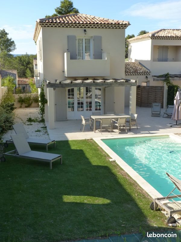 Maison à louer, 75m², Mallemort