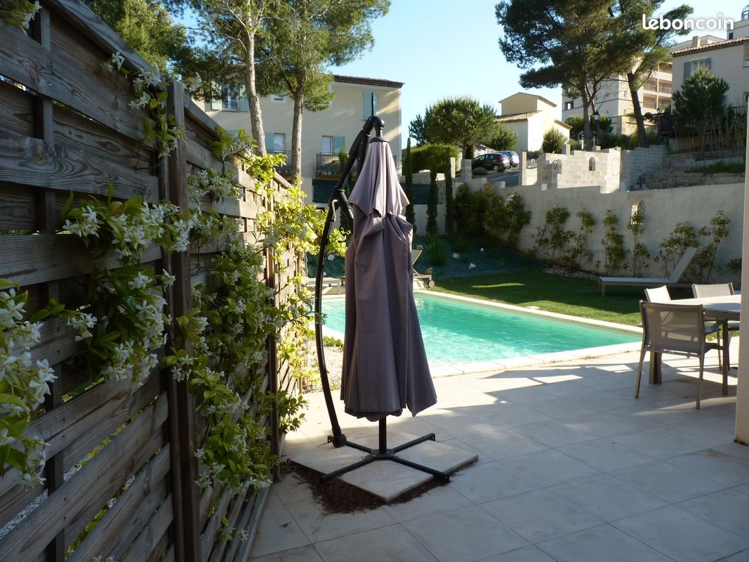 Maison à louer, 75m², Mallemort