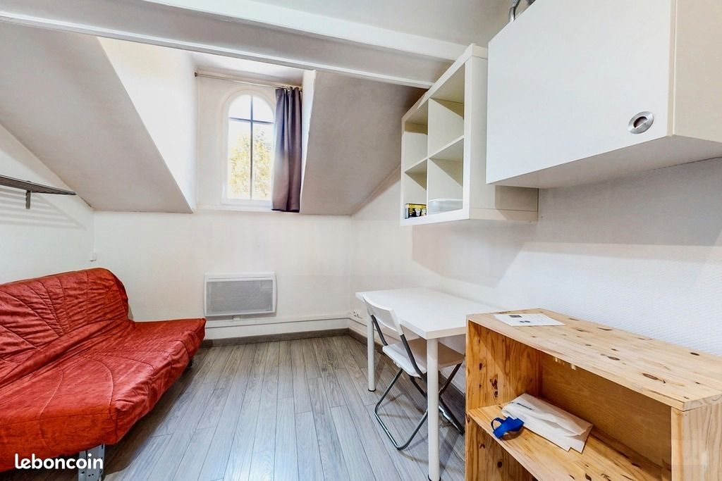 Appartement à louer, 18m², Saint-Etienne