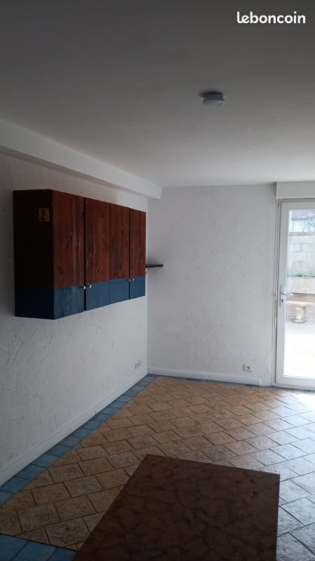 Appartement à louer, 16m², Simiane-Collongue