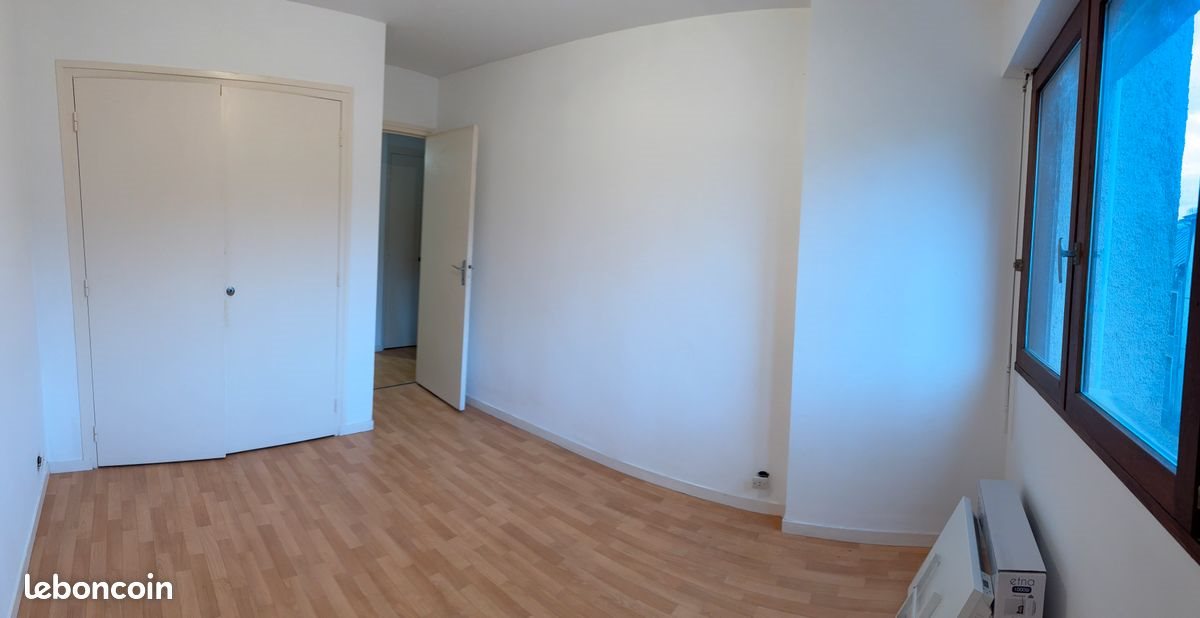 Appartement à louer, 85m², Oloron-Sainte-Marie