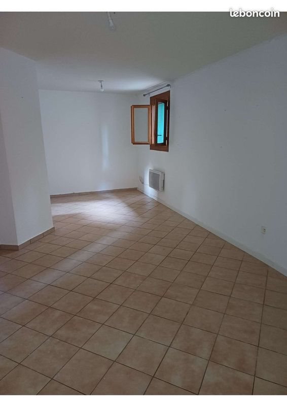 Appartement à louer, 53m², Carcès