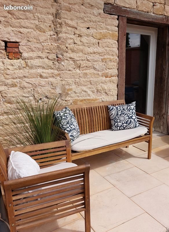 Appartement à louer, 46m², Ozan