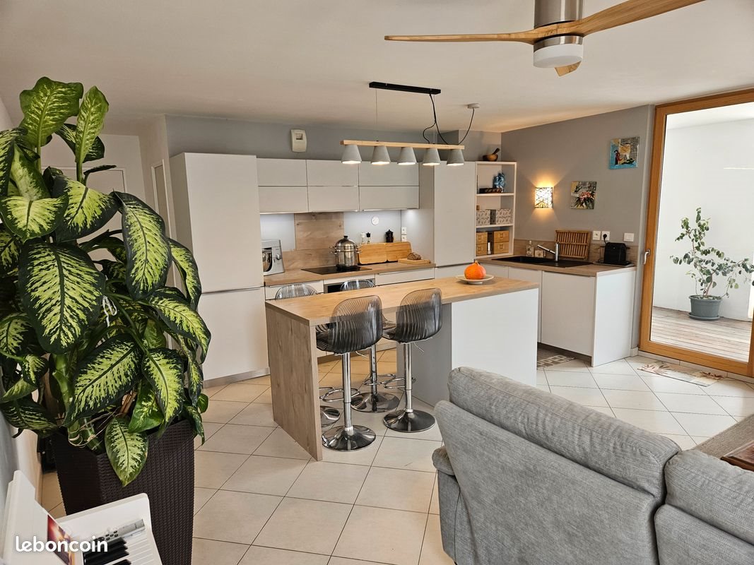 Appartement à vendre, 66m², Carnoux-en-Provence