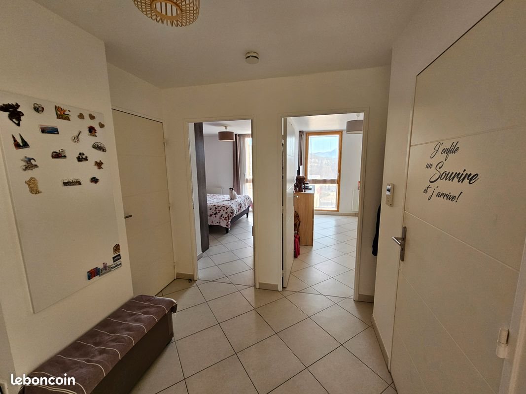 Appartement à vendre, 66m², Carnoux-en-Provence